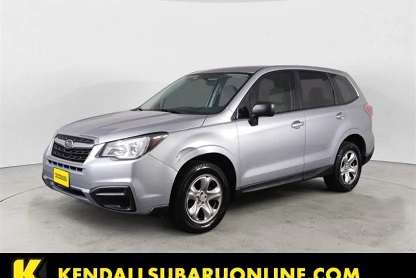 2017 Subaru Forester 2.5i photo 1