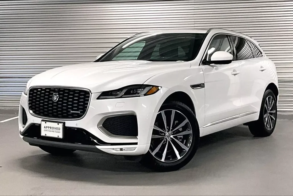2024 Jaguar F-PACE R-Dynamic S photo 1