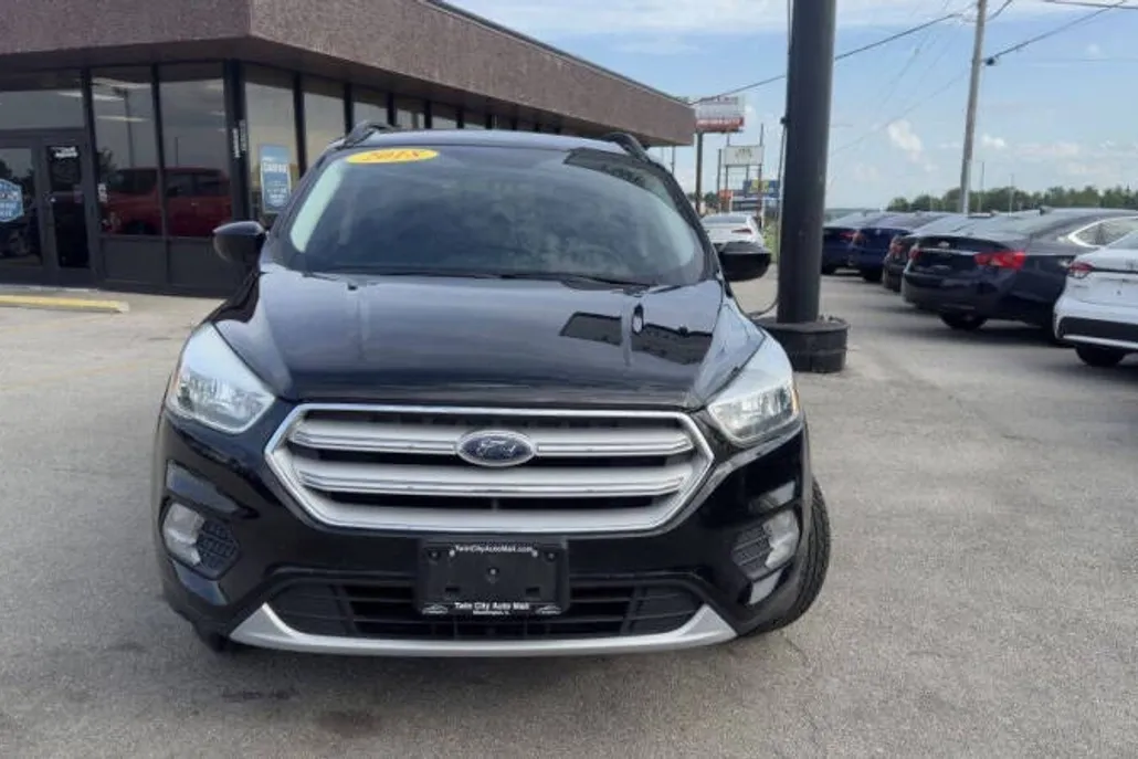 2018 Ford Escape SE photo 1