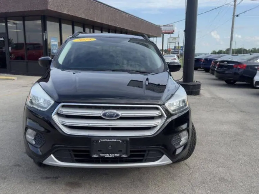 2018 Ford Escape SE photo 1