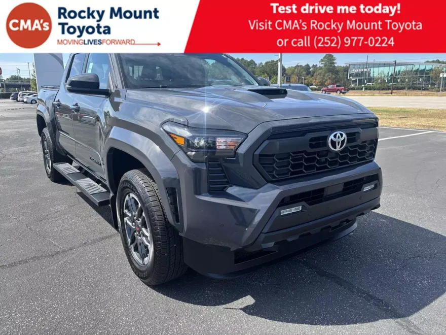 2025 Toyota Tacoma TRD Sport photo 1