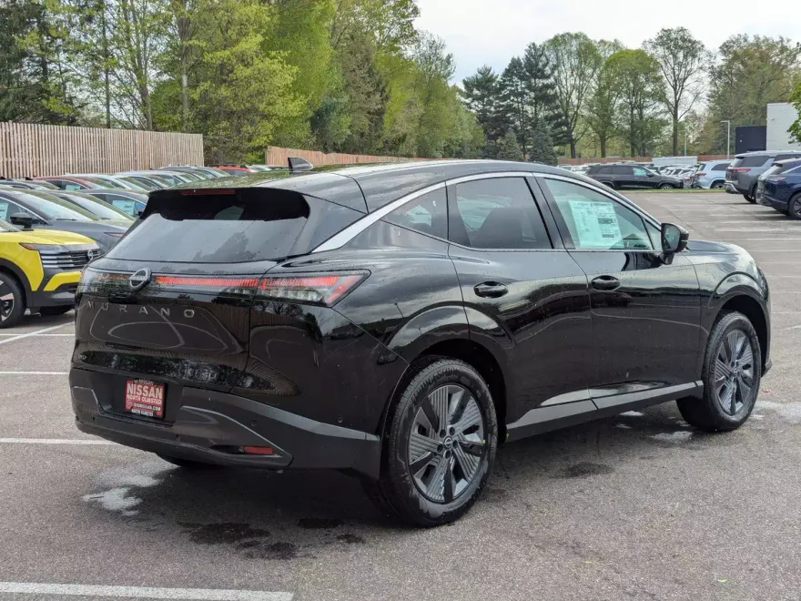 2025 Nissan Murano SL photo 1