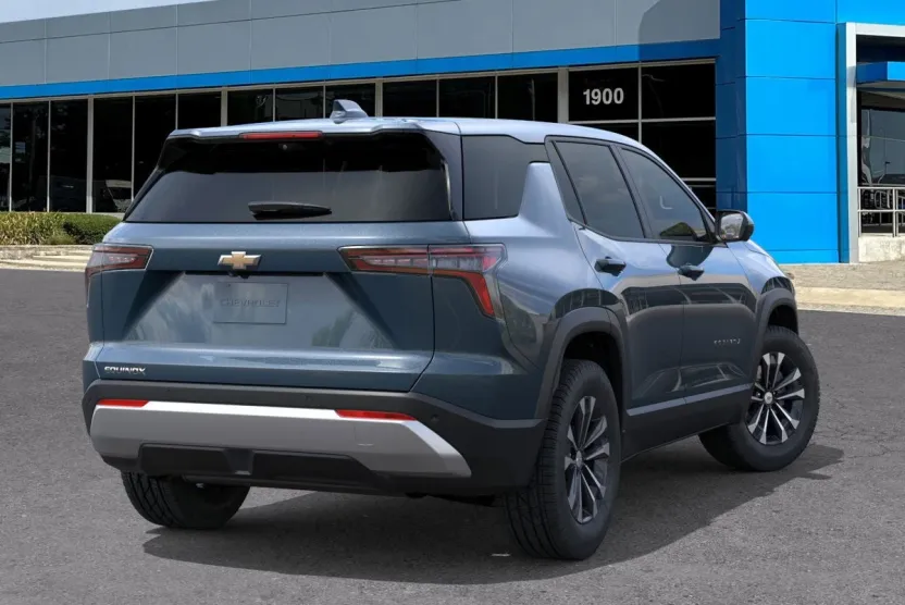 2026 Chevrolet Equinox LT photo 1