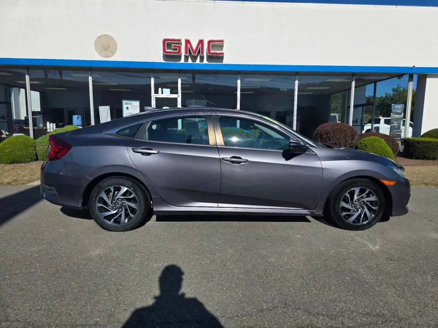 2017 Honda Civic EX photo 1