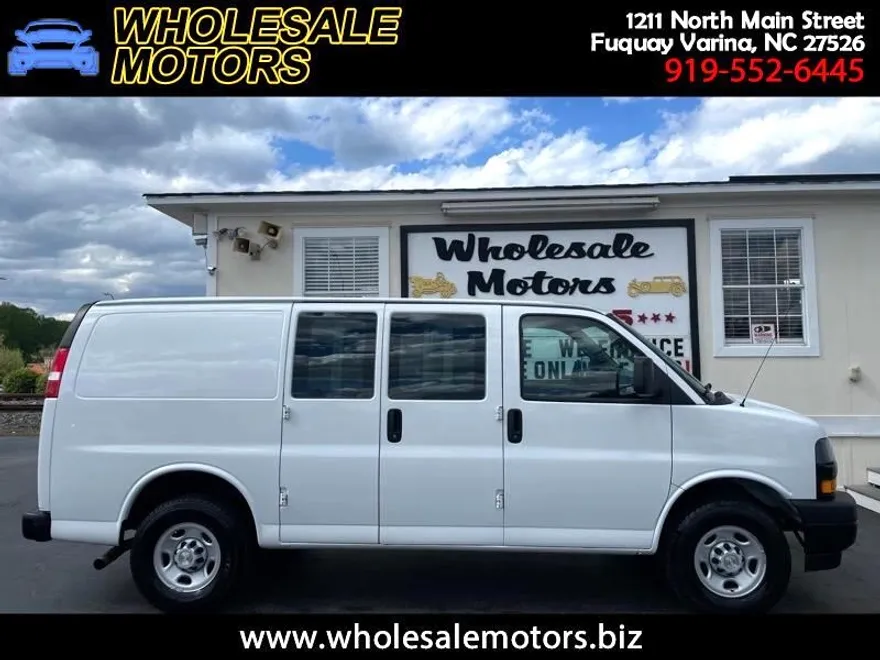 2020 Chevrolet Express 3500 Cargo photo 1