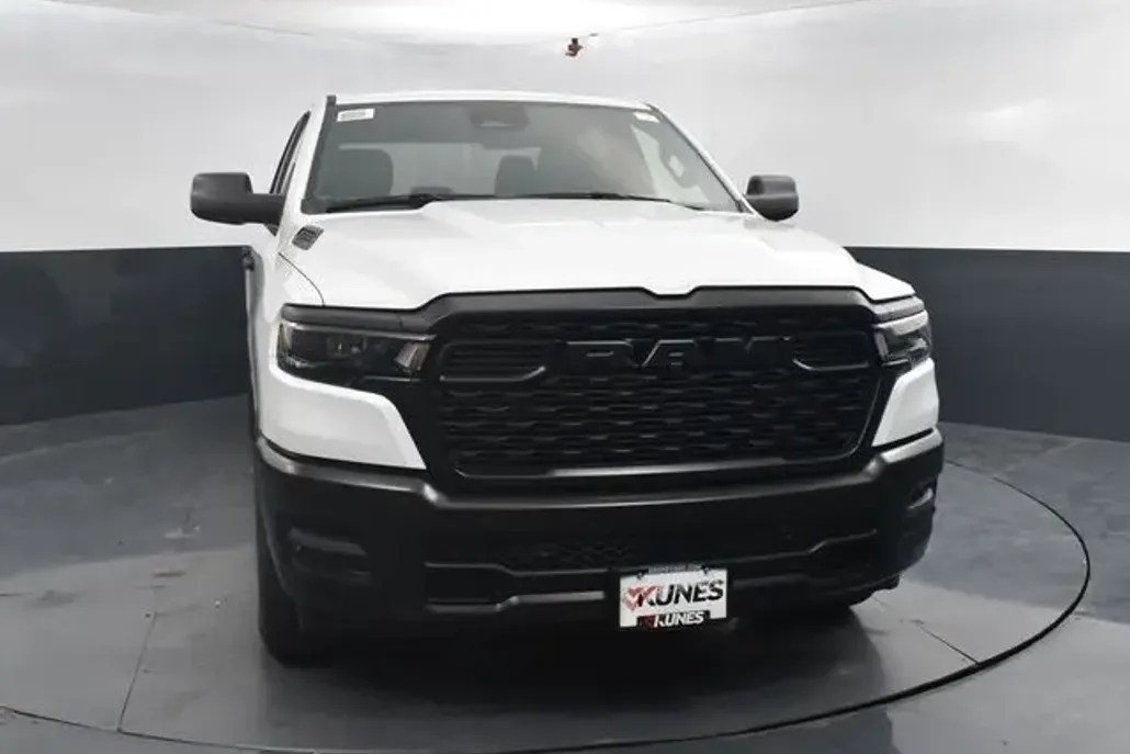 2025 Ram 1500 Tradesman photo 1
