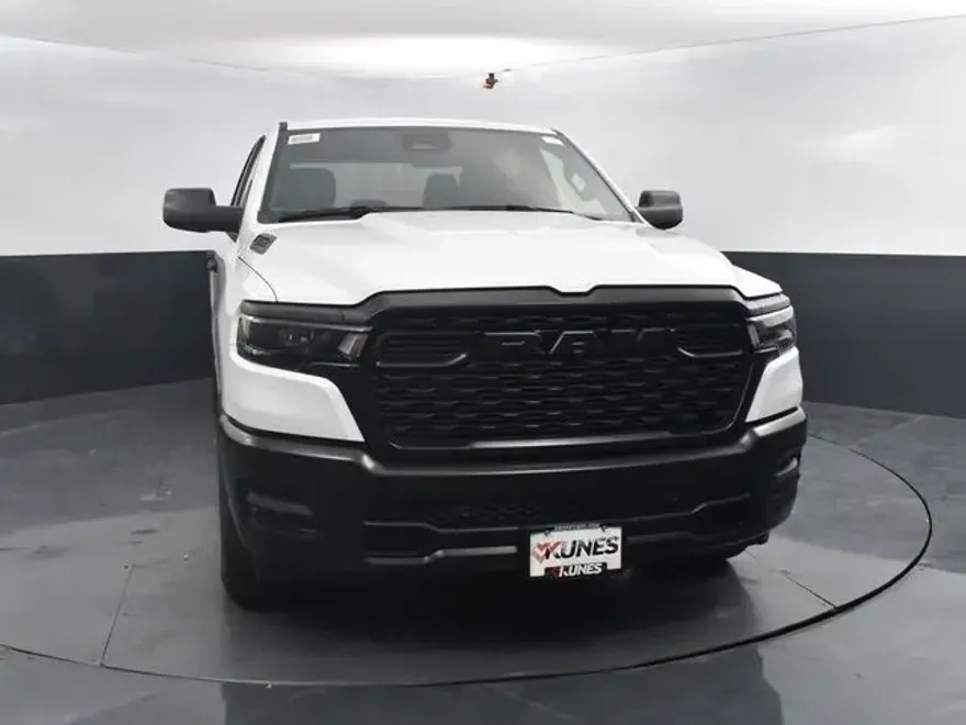 2025 Ram 1500 Tradesman photo 1