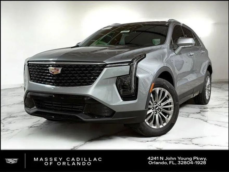 2025 Cadillac XT4 Premium Luxury photo 1