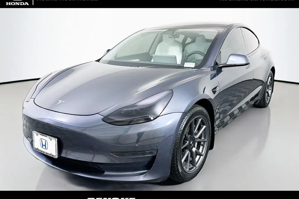 2022 Tesla Model 3 photo 1