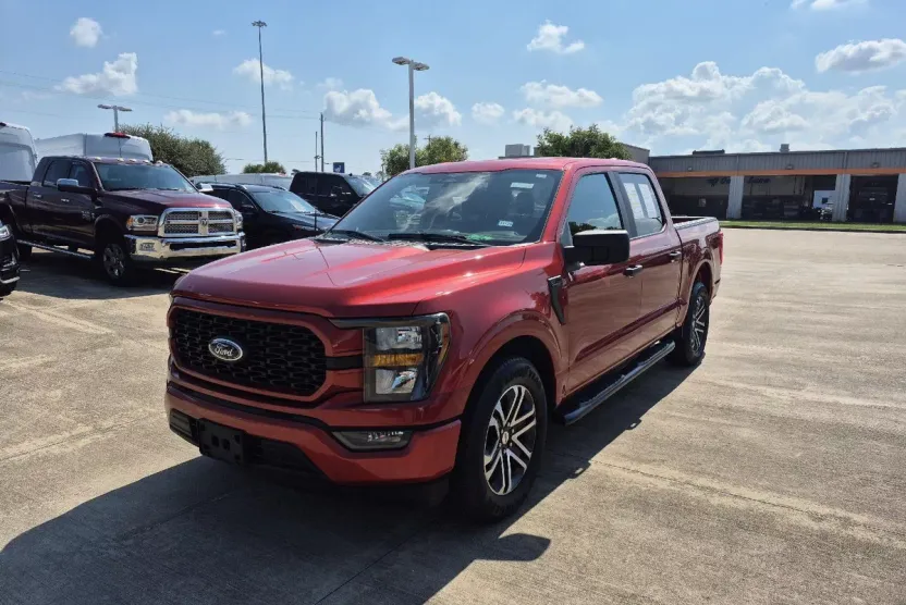 2023 Ford F-150 XL photo 1