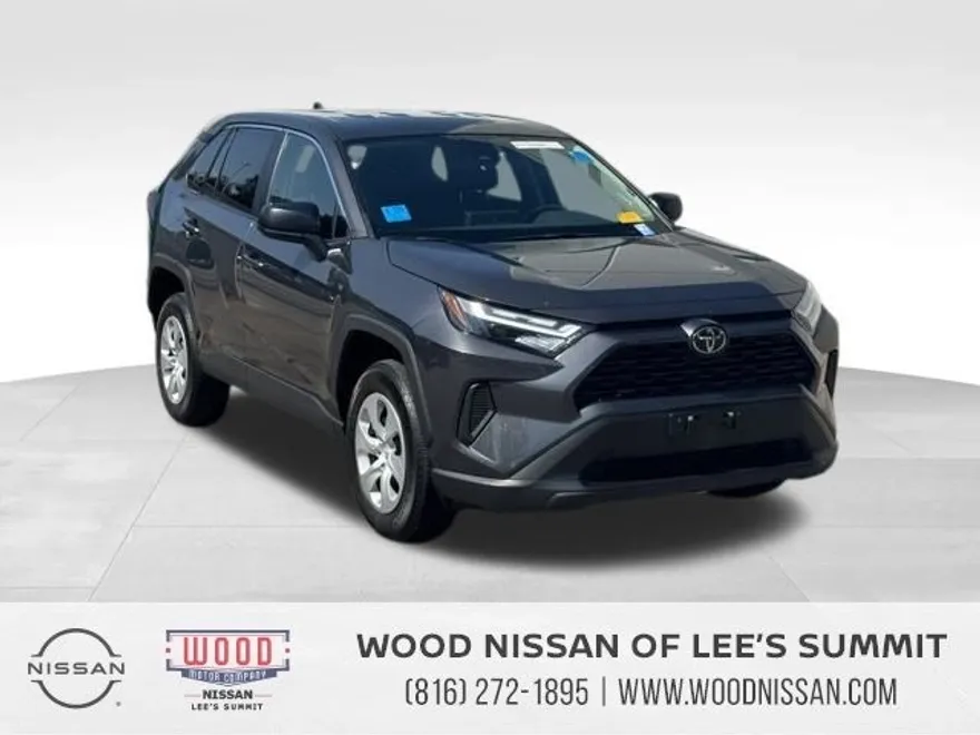 2024 Toyota RAV4 LE photo 1