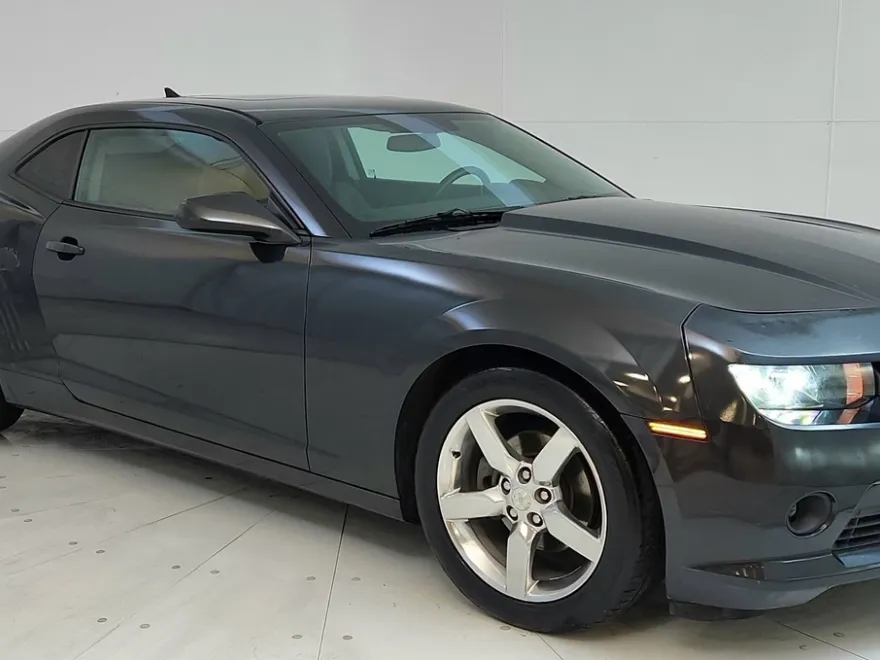 2015 Chevrolet Camaro 1LT photo 1