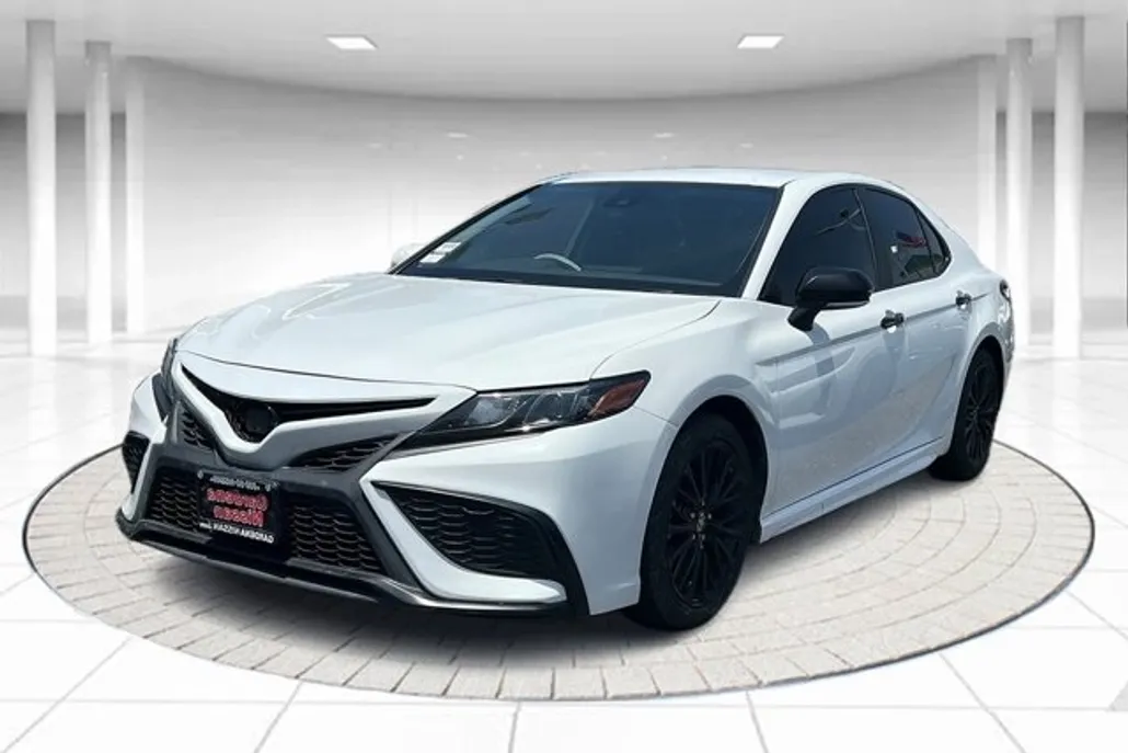 2022 Toyota Camry TRD V6 photo 1