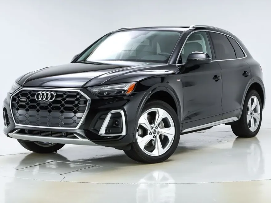 2022 Audi Q5 45 S line Prestige Premium photo 1