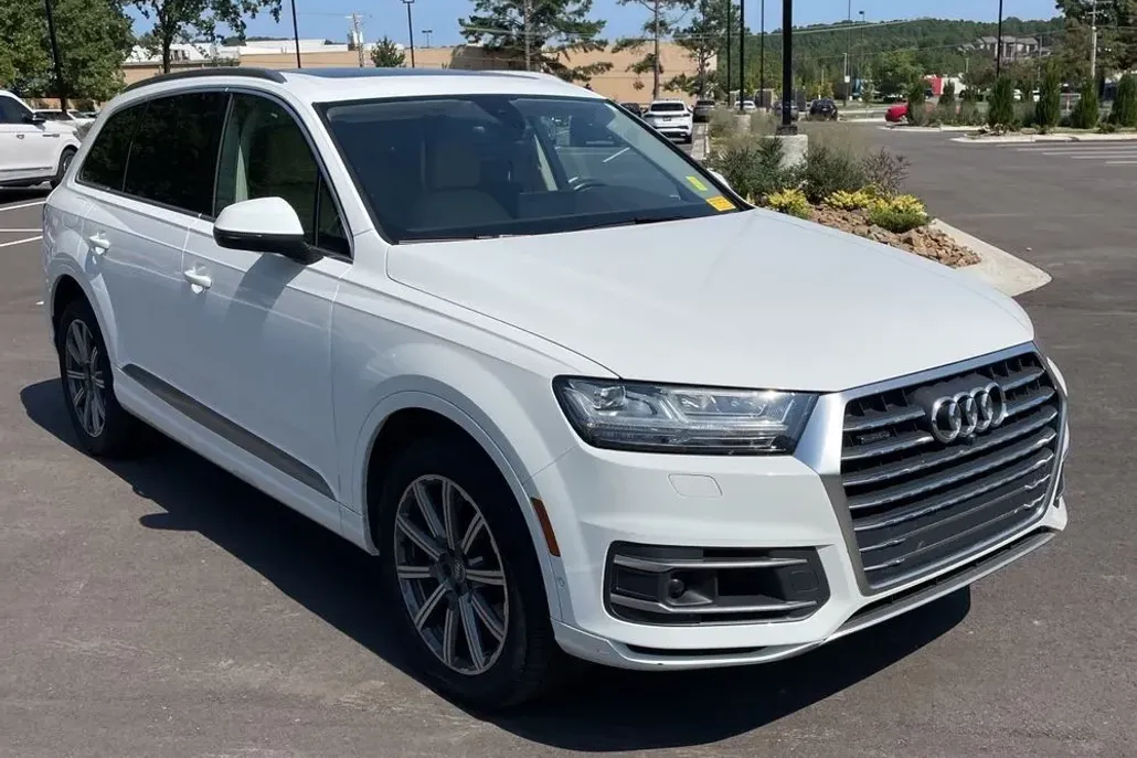 2019 Audi Q7 55 Premium Plus photo 1