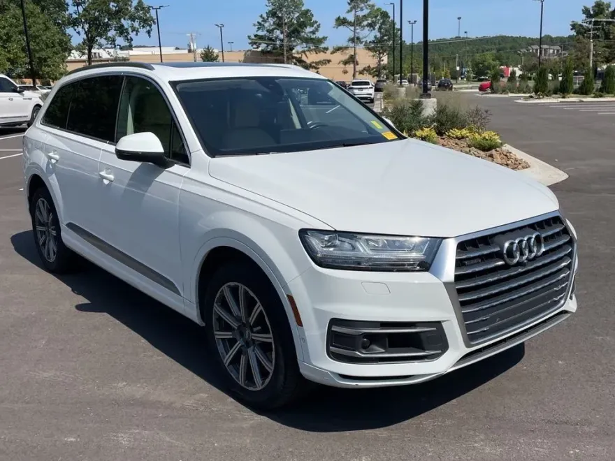 2019 Audi Q7 55 Premium Plus photo 1