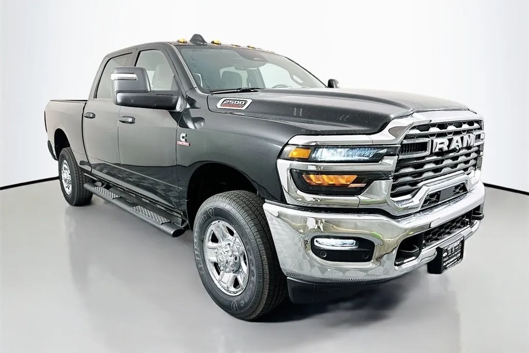 2025 Ram 2500 Tradesman photo 1