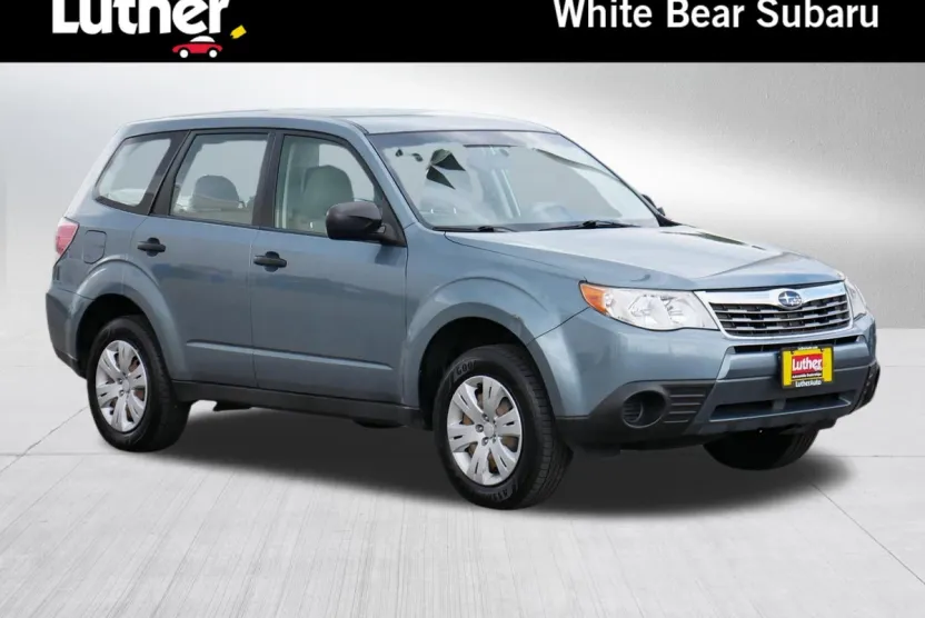 2010 Subaru Forester 2.5X photo 1