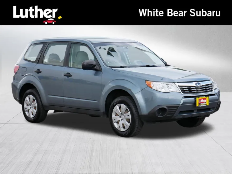 2010 Subaru Forester 2.5X photo 1