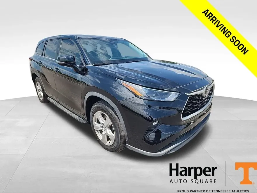 2023 Toyota Highlander L photo 1