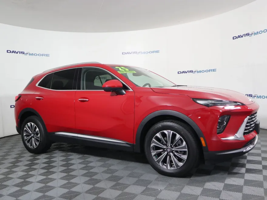 2025 Toyota RAV4 LE photo 1