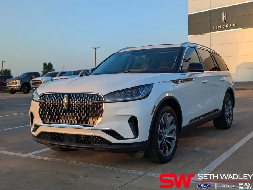 2025 Lincoln Aviator Premiere photo 1