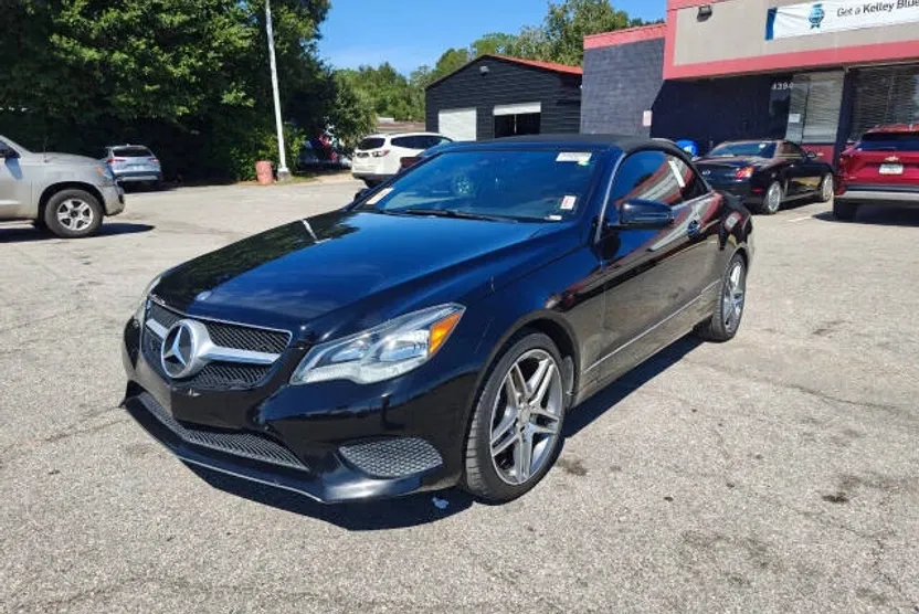 2014 Mercedes Benz E 350 photo 1