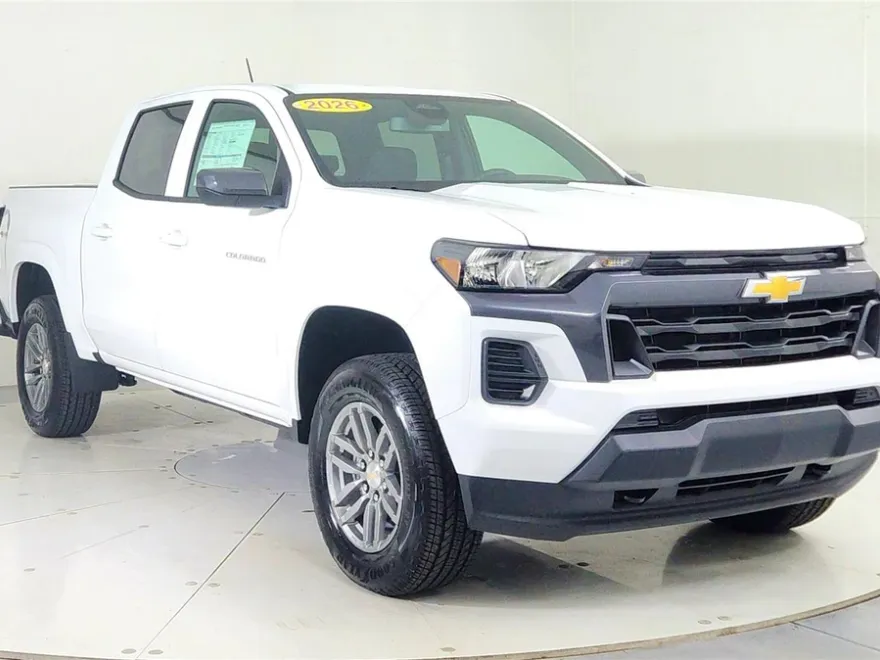2026 Chevrolet Colorado LT photo 1