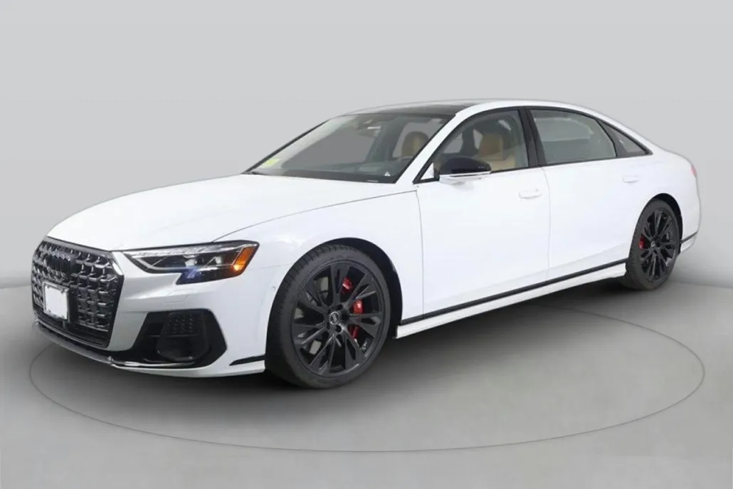 2025 Audi S8 4.0T photo 1