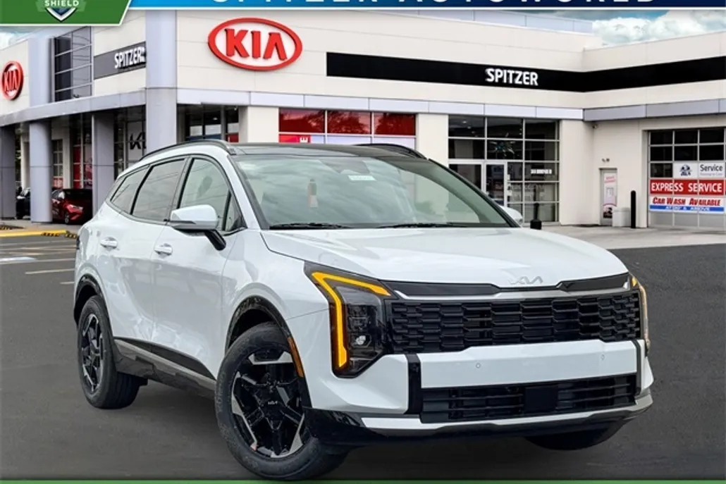 2026 Kia Sportage SX photo 1