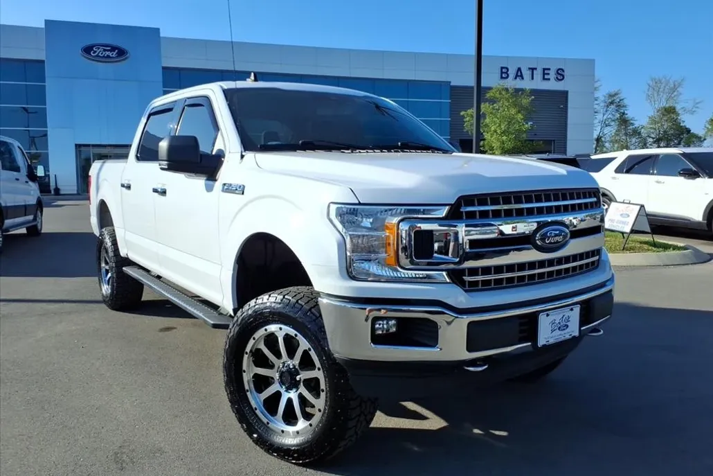 2020 Ford F-150 XLT photo 1