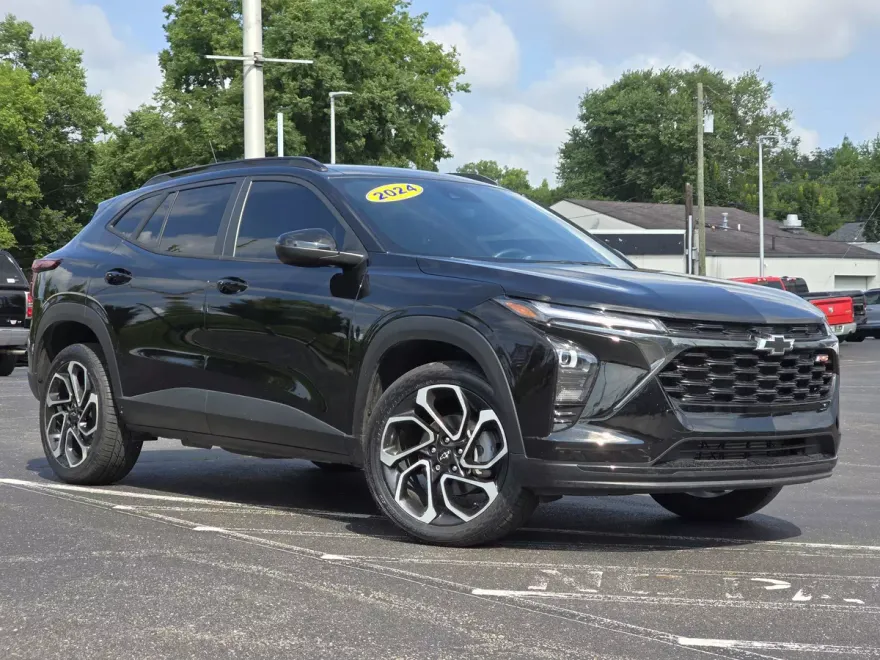2024 Chevrolet Trax photo 1