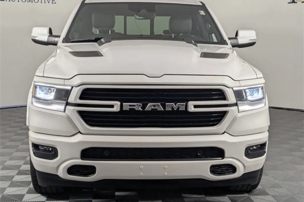 2022 Ram 1500 Laramie photo 1