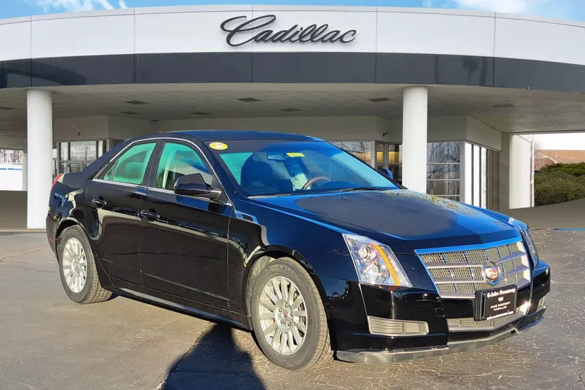 2011 Cadillac CTS Luxury photo 1