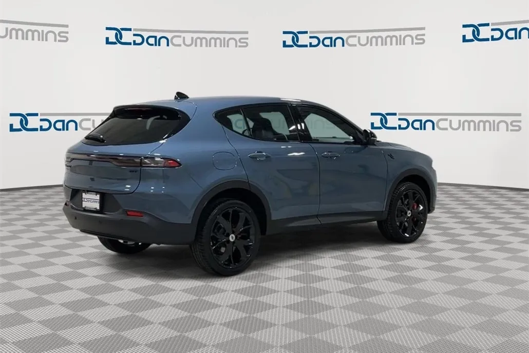 2024 Dodge Hornet GT photo 1