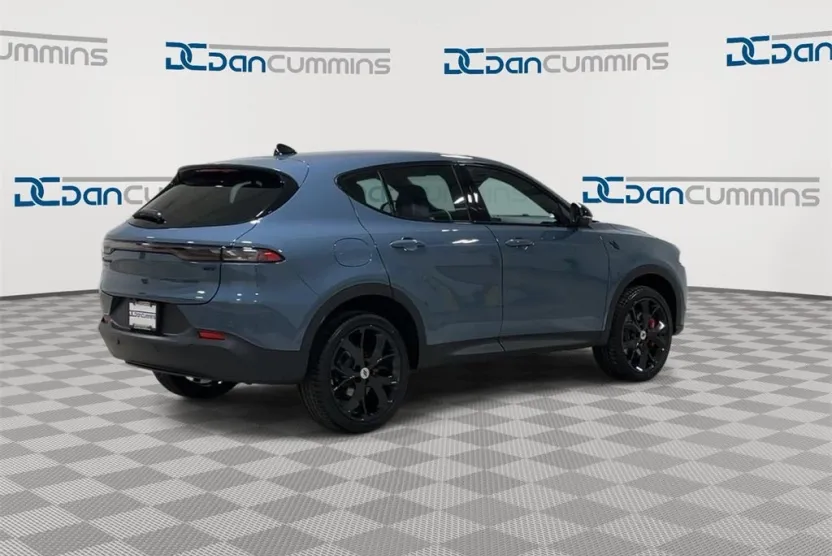 2024 Dodge Hornet GT photo 1