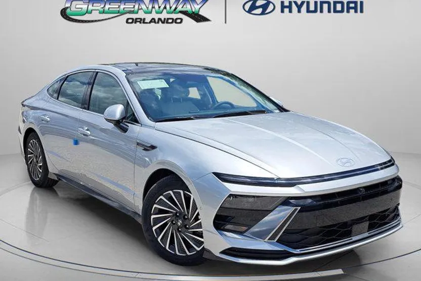 2025 Hyundai Sonata Hybrid Limited photo 1