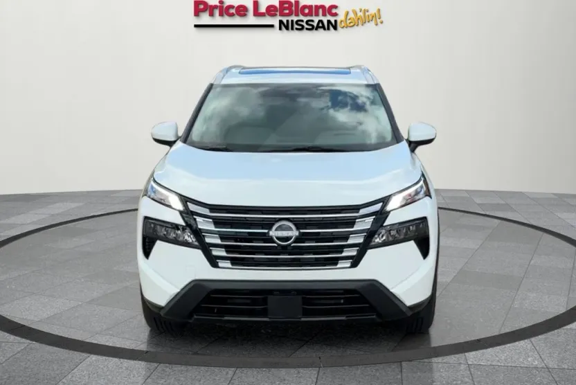 2026 Nissan Rogue SV photo 1