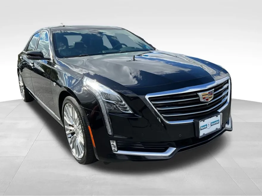 2018 Cadillac CT6 Luxury photo 1