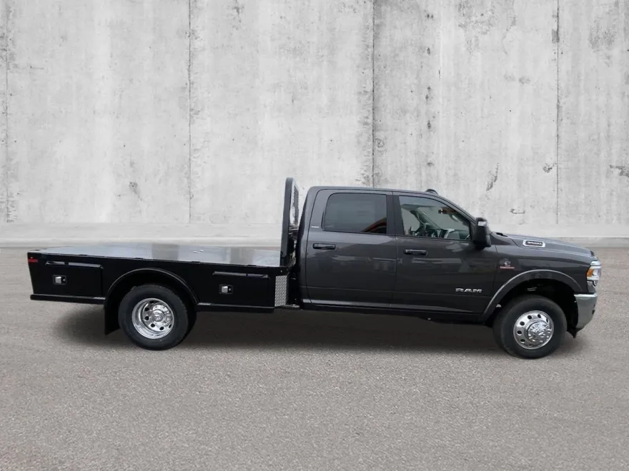 2024 Ram 3500 Laramie photo 1