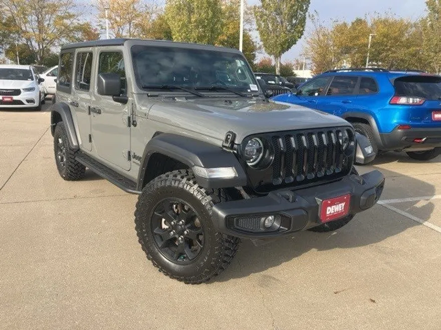 2022 Jeep Wrangler Unlimited Willys photo 1