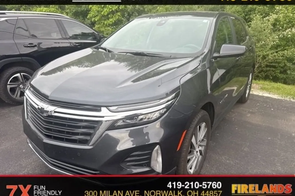 2022 Chevrolet Equinox LT photo 1