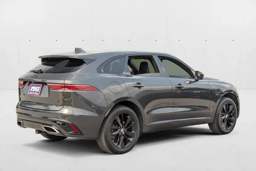 2024 Jaguar F-PACE P400 R-Dynamic S photo 1
