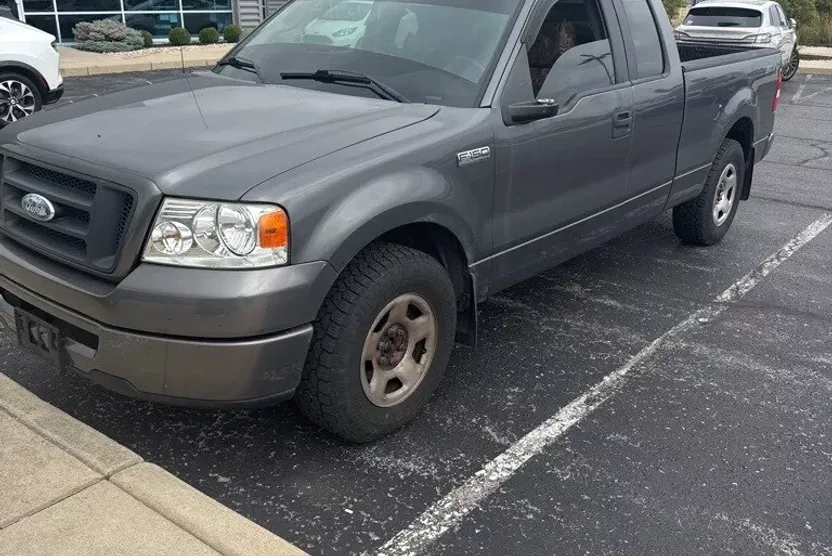 2006 Ford F-150 STX photo 1