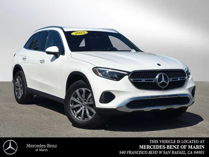 2025 Mercedes Benz GLC 300 photo 1
