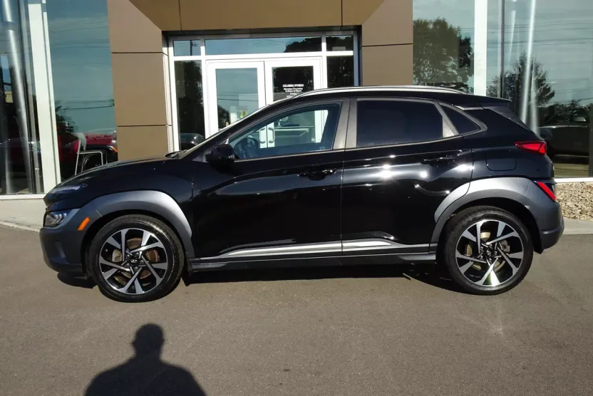 2022 Hyundai Kona Limited photo 1