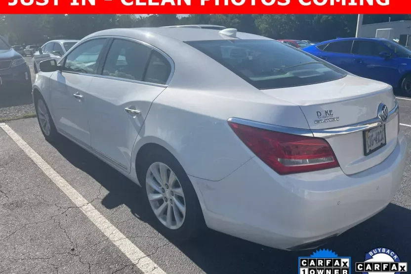 2015 Buick LaCrosse Leather photo 1