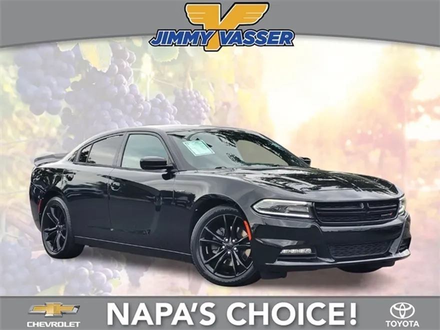 2016 Dodge Charger R/T photo 1