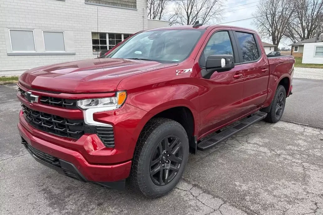 2025 Chevrolet Silverado 1500 RST photo 1