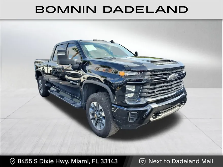 2024 Chevrolet Silverado 2500HD Custom photo 1